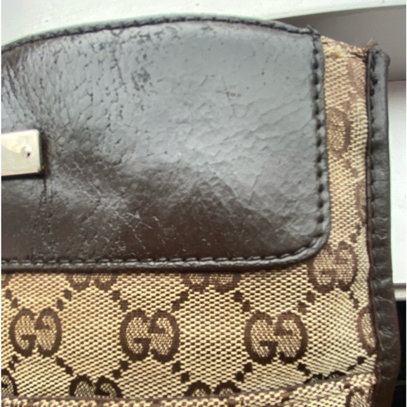 PRELOVED AUTHENTIC VINTAGE GUCCI CROSSBODY SLING BAG - Picture 6 of 8